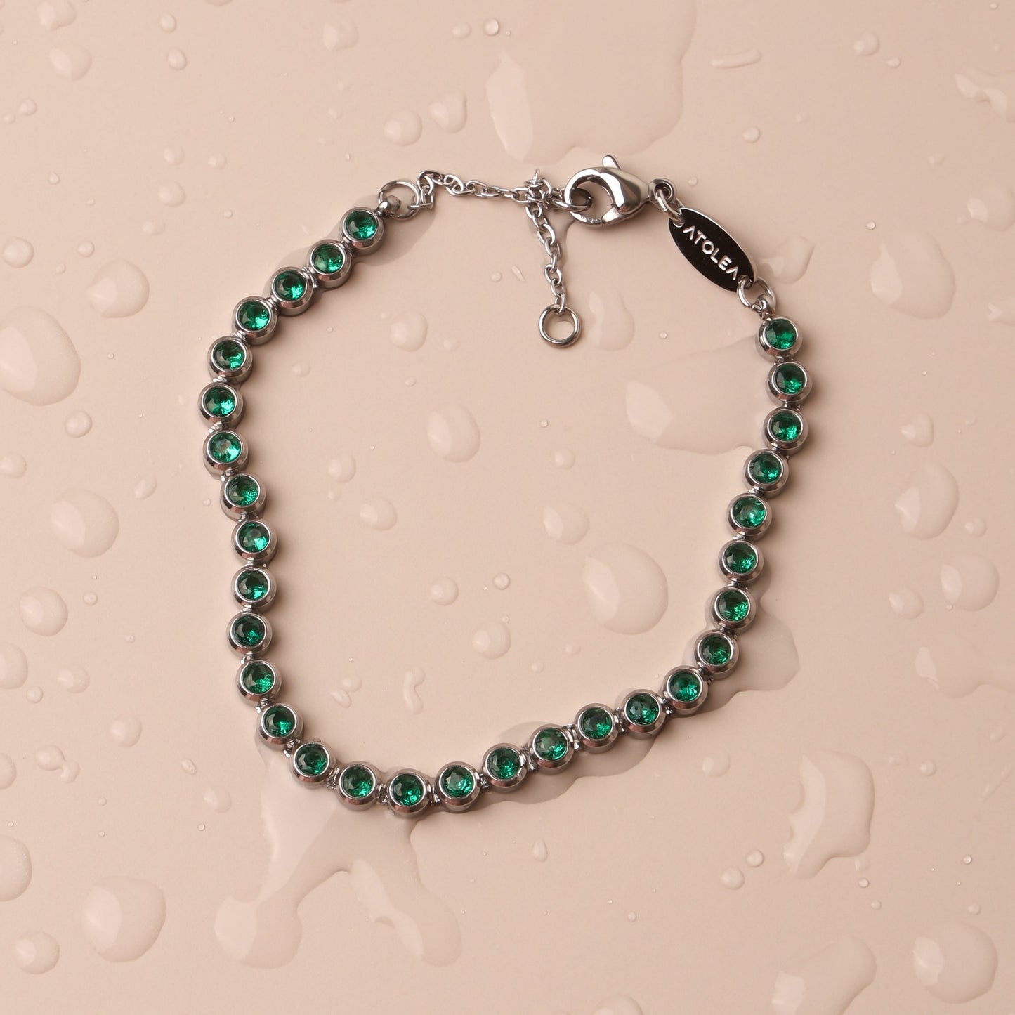 Grünes Tennisarmband